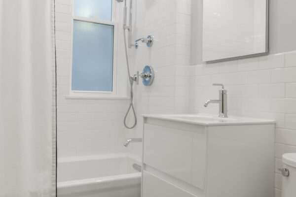5 Things You Should Know When Buying a Bathroom Shower